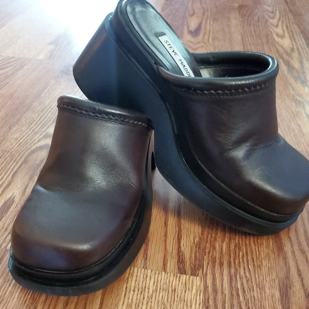 90s Steve Madden Clogs